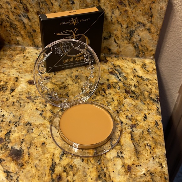 Good Apple Skin- Perfecting Foundation Balm - Picture 5 of 5